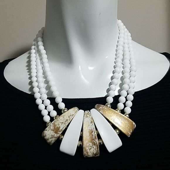 Vintage White & Gold Colored Multilayer Necklace - Picture 1 of 3